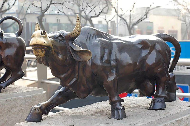Large Bronze Sculpture high quality